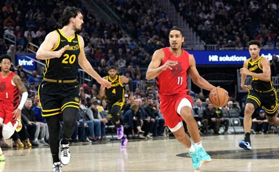 AG官方网站-勇士队新秀表现出色，助攻迎战新赛季  第2张